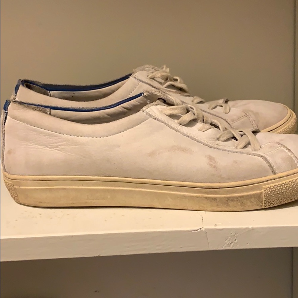 Shoes - Picture 2 of 6